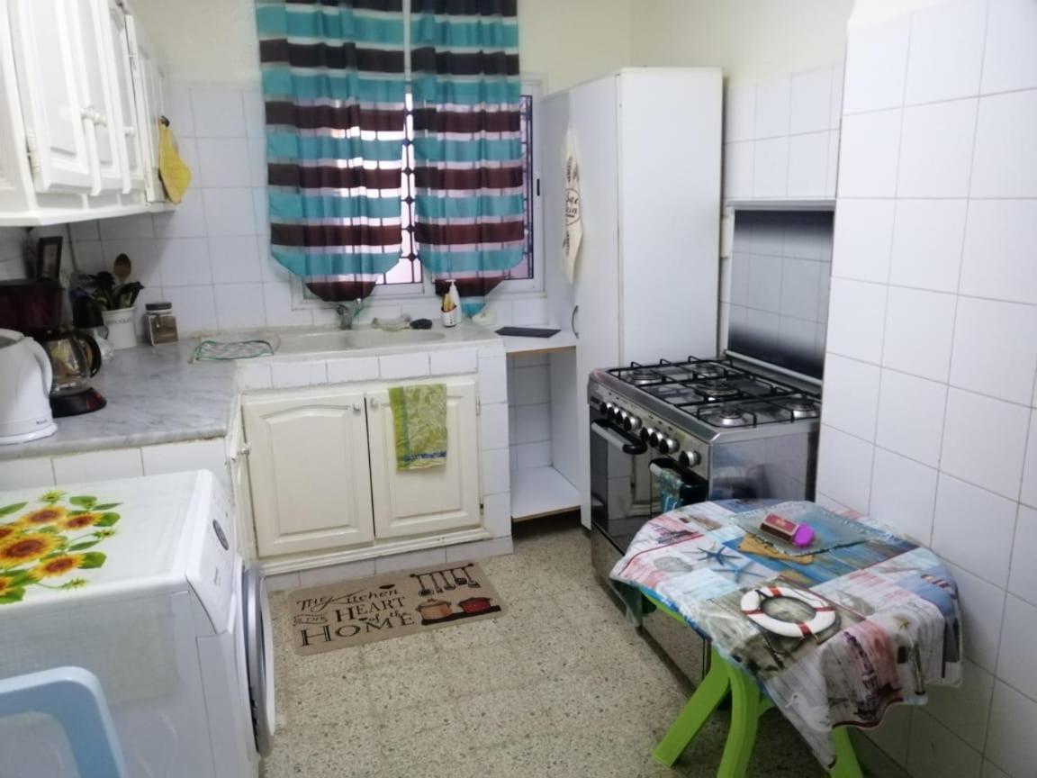 Maison A El Omrane . Tunis Exteriör bild